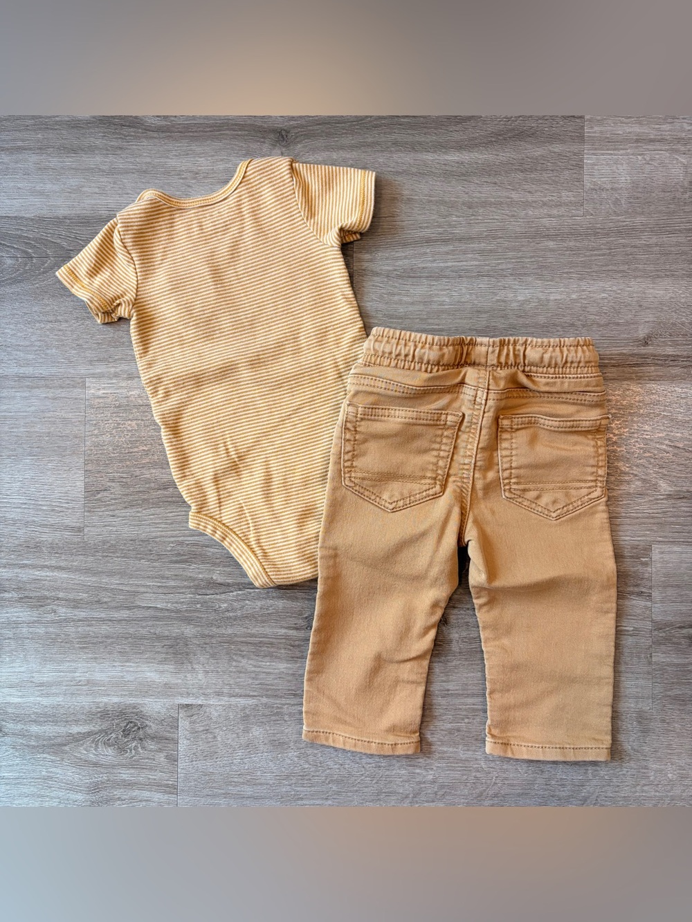 Carter's/Cat & Jack baby boys outfit - Picture 3 of 3